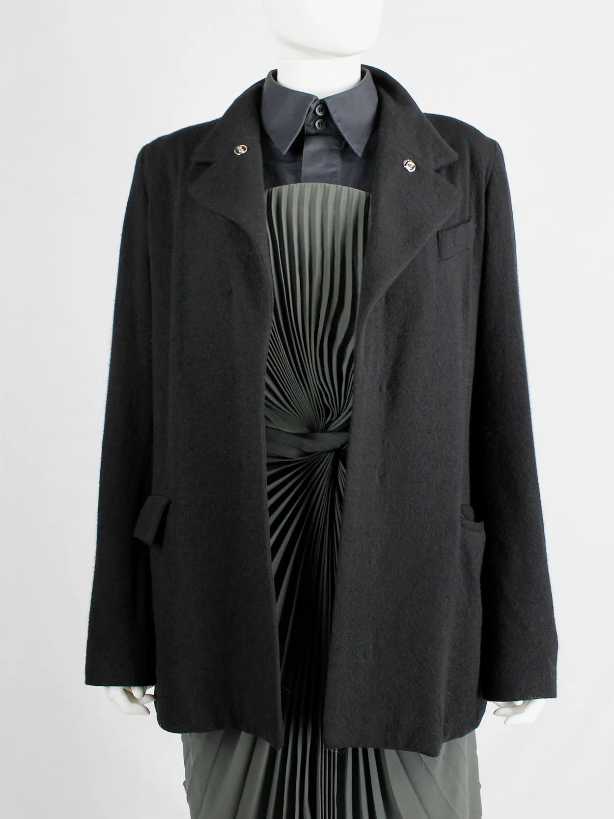 A.F. Vandevorst black wool coat with forward closing front and boning — fall 2000