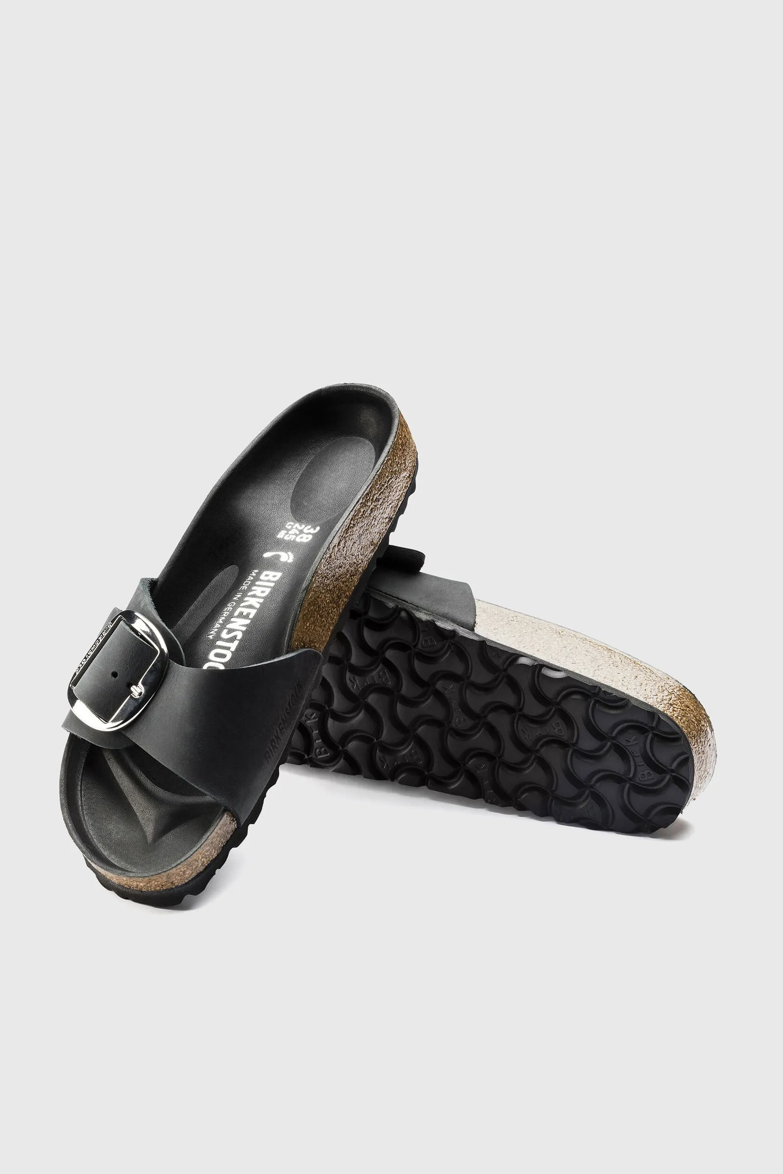 Birkenstock Ciabatta Madrid Big Buckle Pelle Oliata Nero Donna