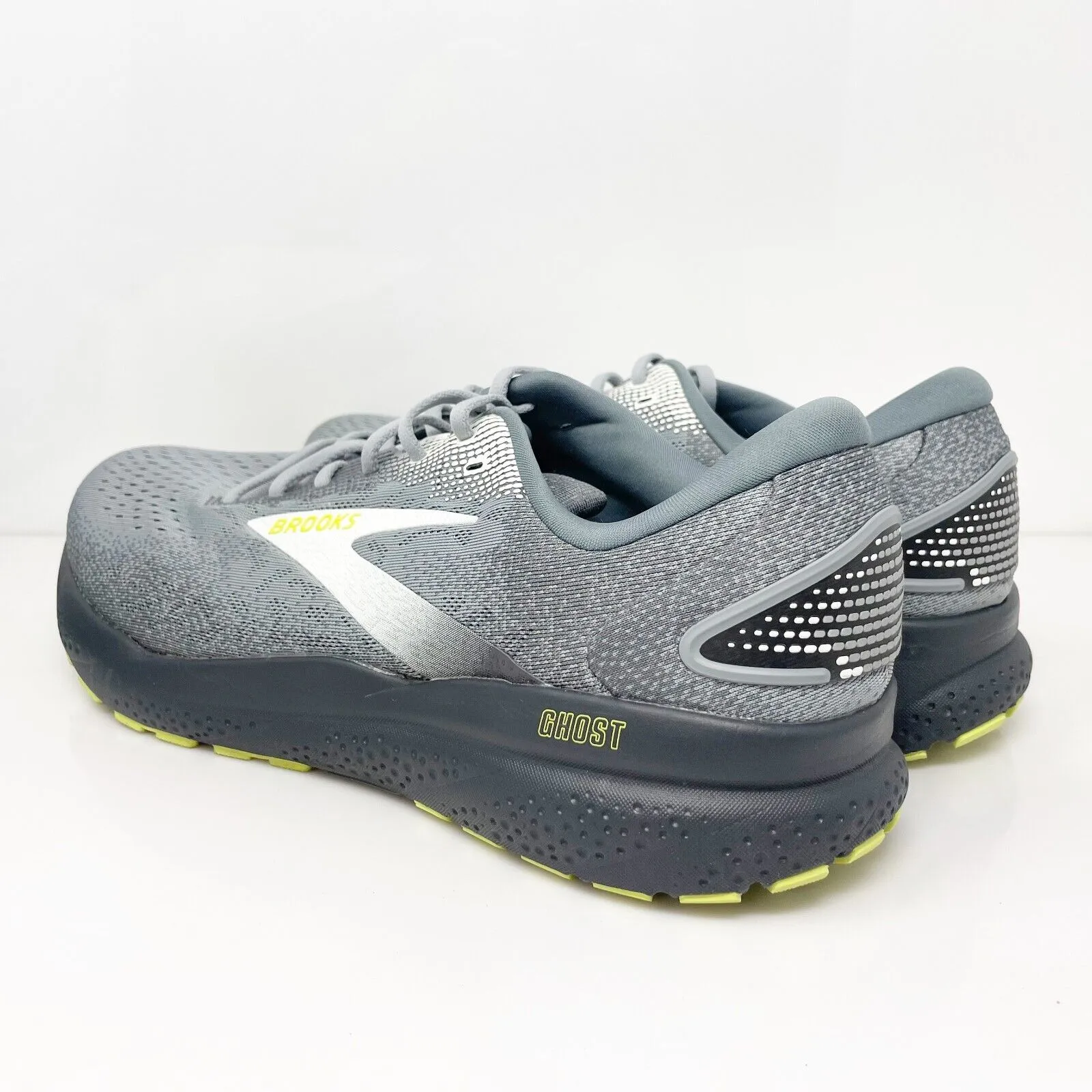 Brooks Mens Ghost 16 1104182E040 Gray Running Shoes Sneakers Size 14 2E