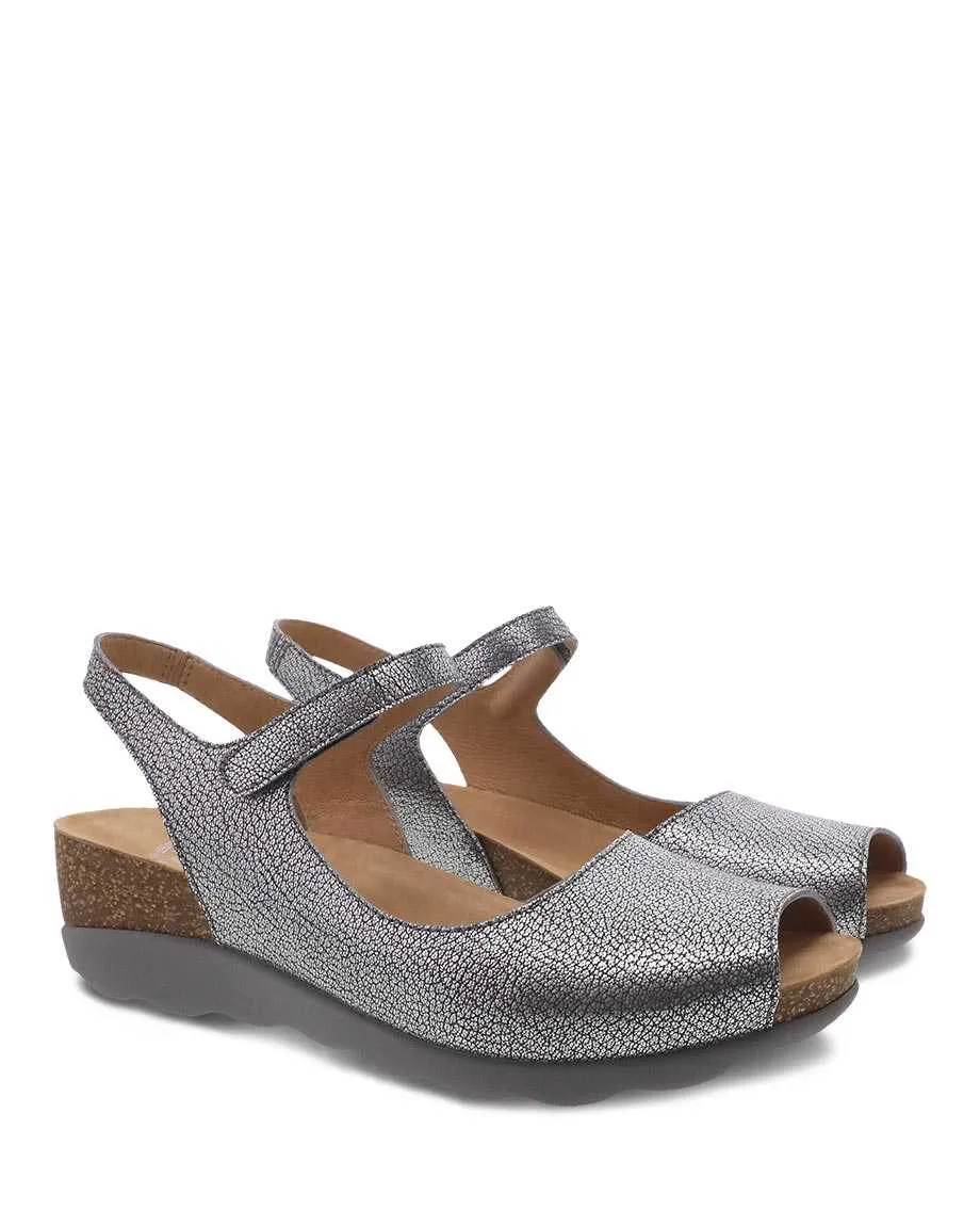 Dansko Womens Marcy Open Toe Wedge Sandal- Metallic Pewter