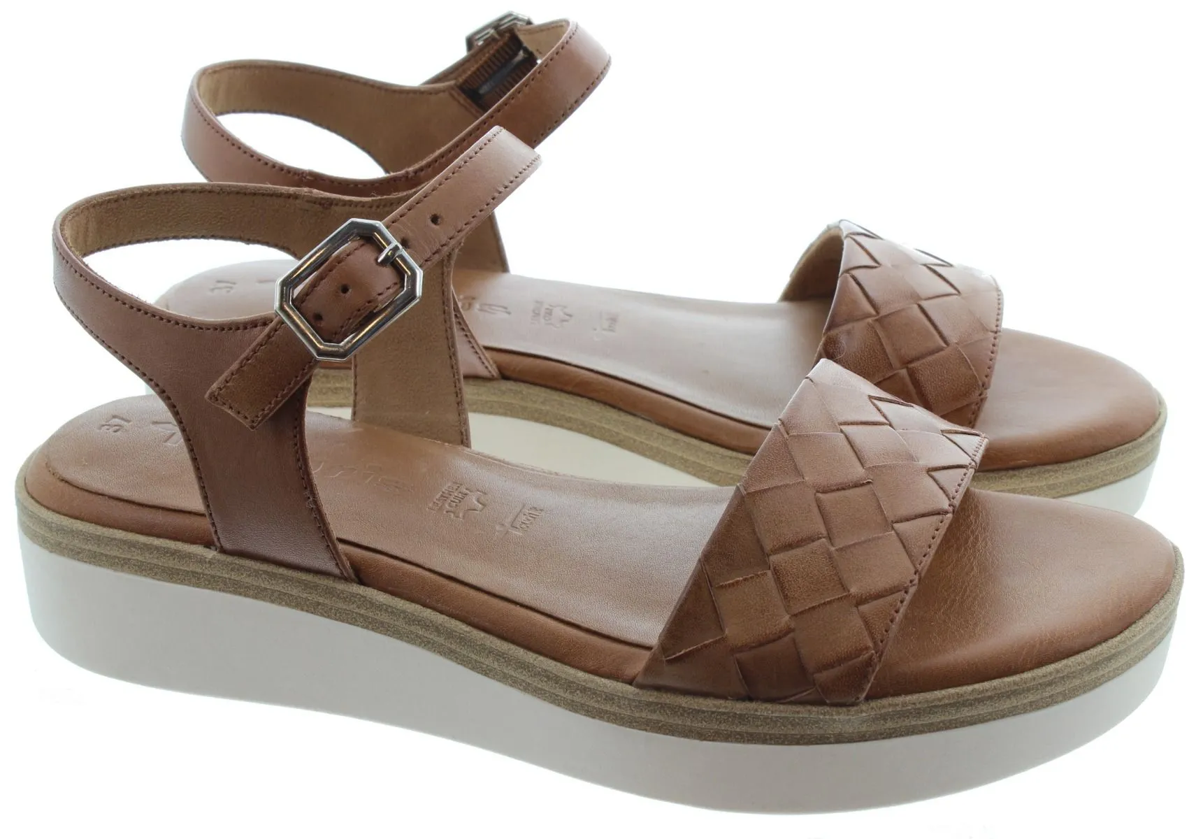 TAMARIS Ladies 28216 Flat Sandals In Nut Brown