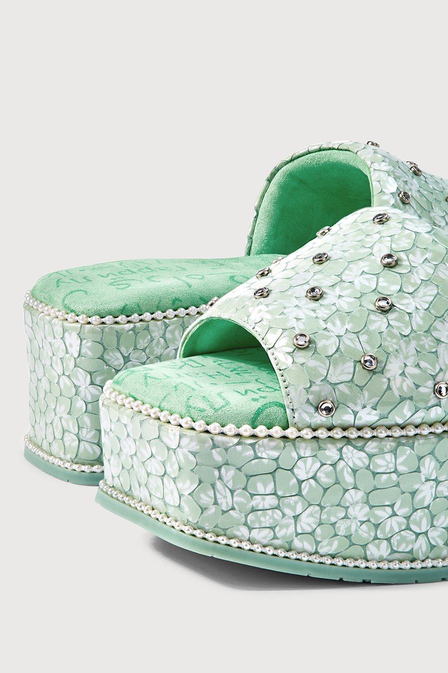 Tiffany's Platform