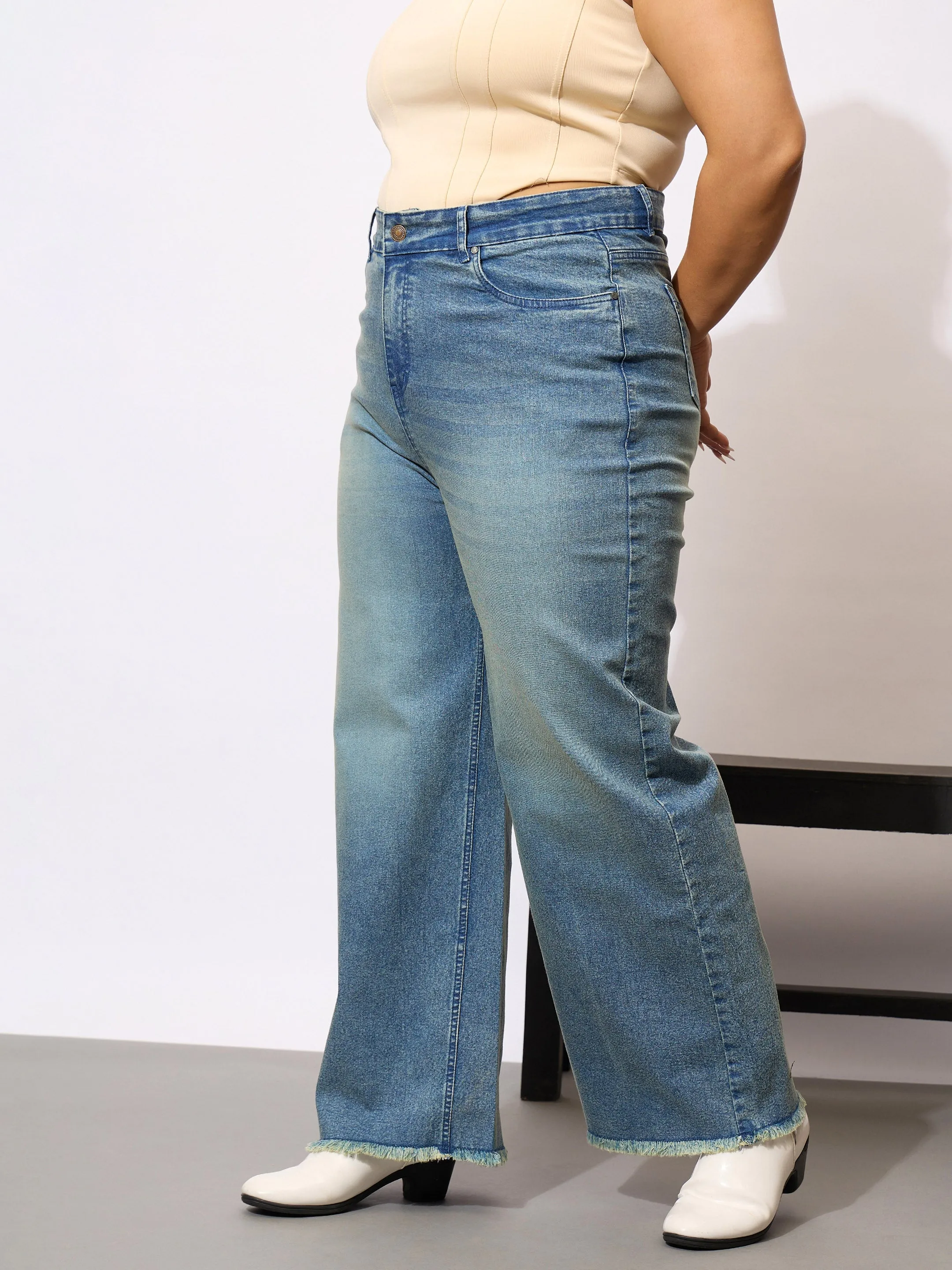 Women Blue Denim Acid Wash Raw Hem Straight Jeans